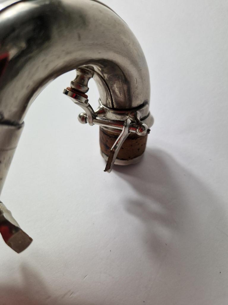 Selmer paris bass details 7